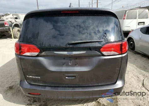 2020 Chrysler Voyager Lx z USA, uszkodzony, nr VIN 2C4RC1CGXLR279139